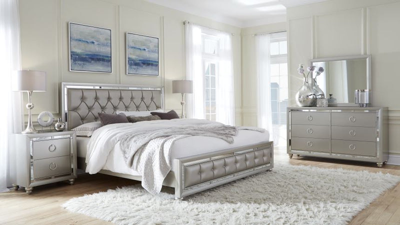 Riley - 5 Piece Full Bedroom Set - Silver