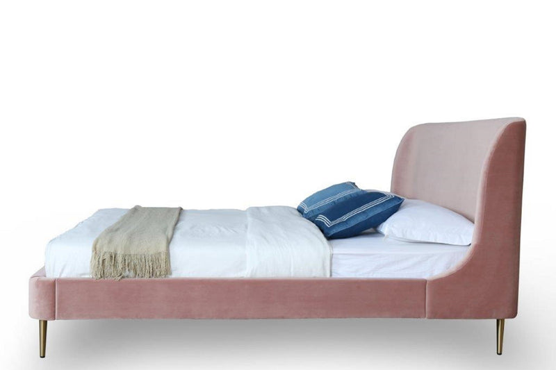 Manhattan Heather - Bed With Gold Legs