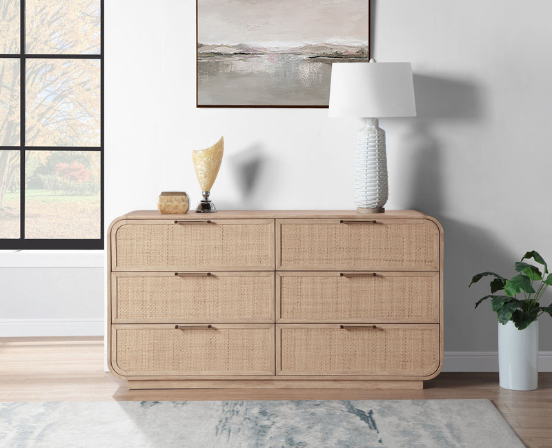 Windsor Natural Solid Wood Dresser
