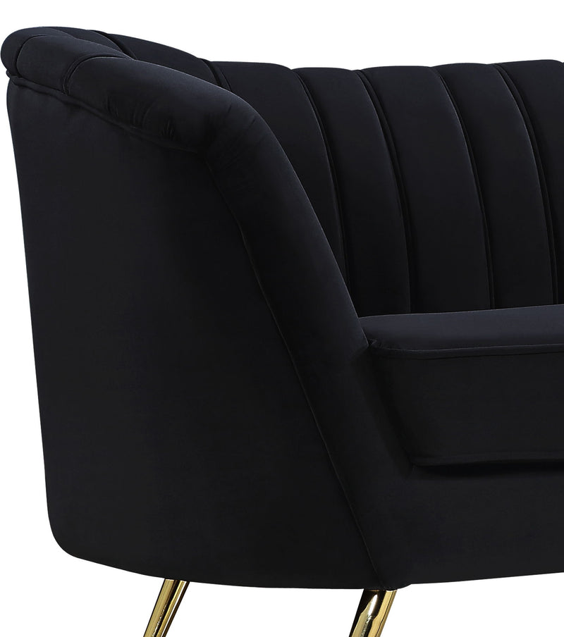 Margo - Loveseat