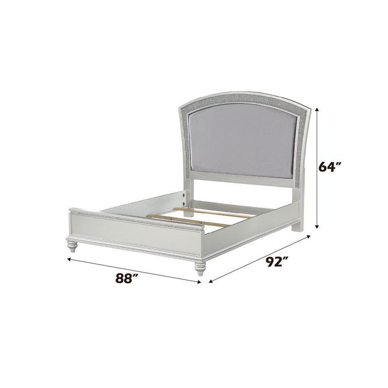Maverick - Panel Bed