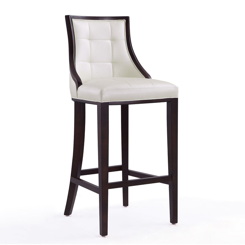 Manhattan Fifth Avenue - Barstool