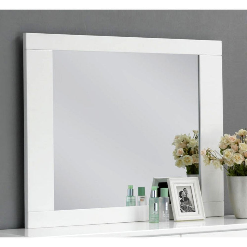 Lorimar - Mirror - White