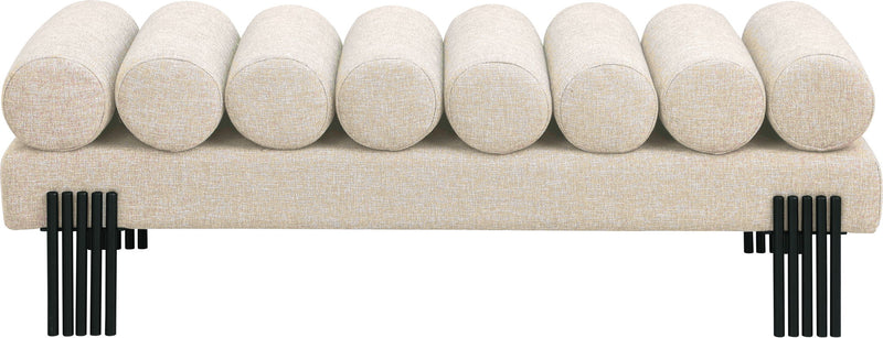 Akeela - Bench