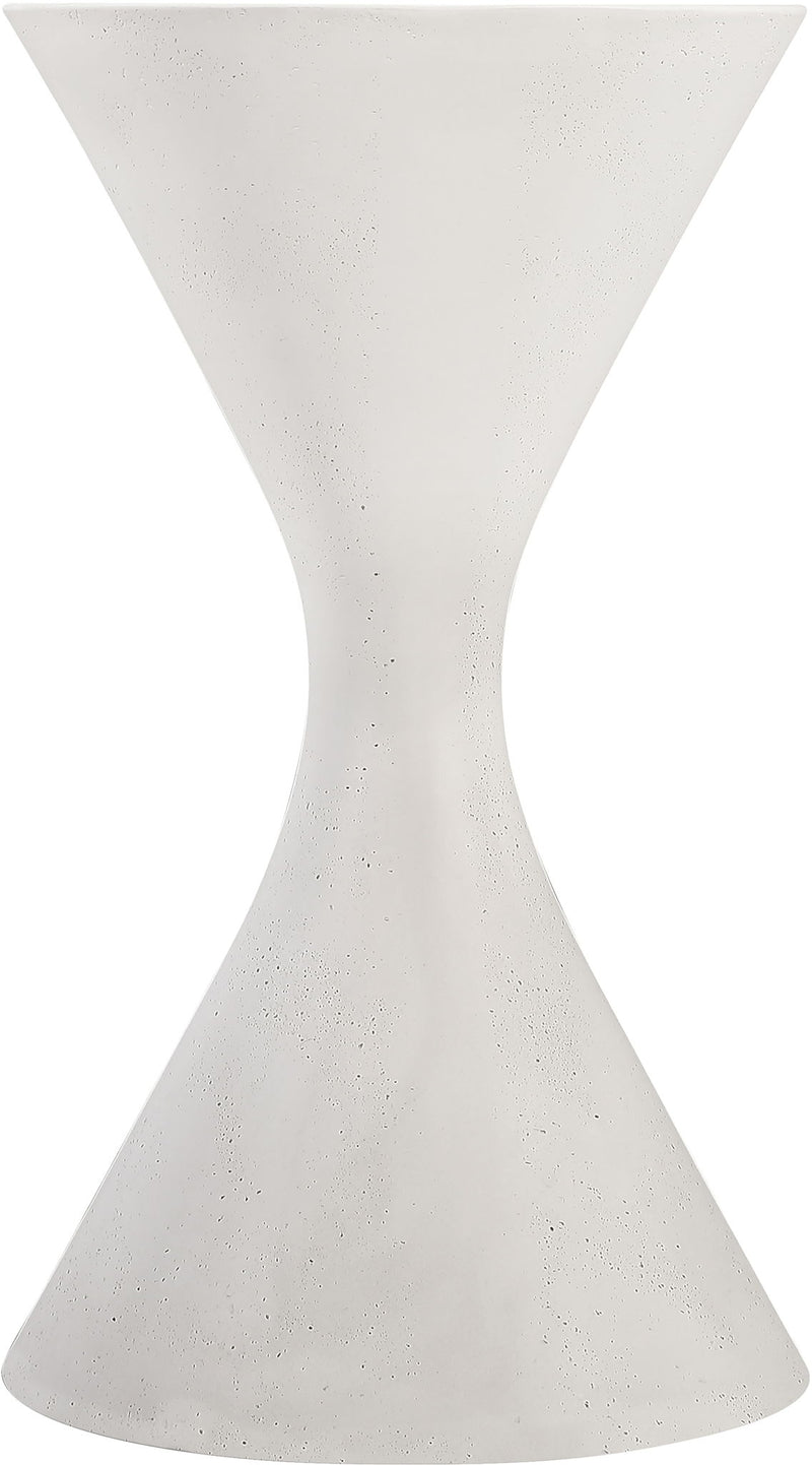 Vessa - Indoor / Outdoor Concrete Planter