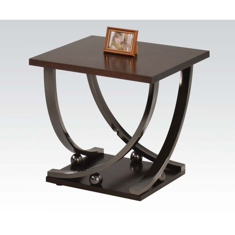 Isiah - Table