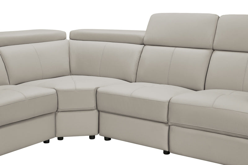 6021 - Sectional With Manual Recliners