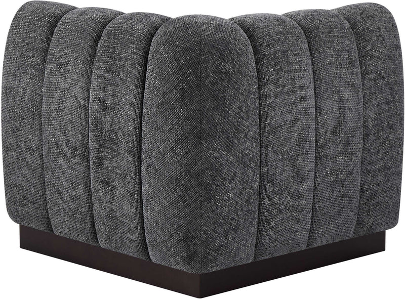 Quinn - Corner Chair