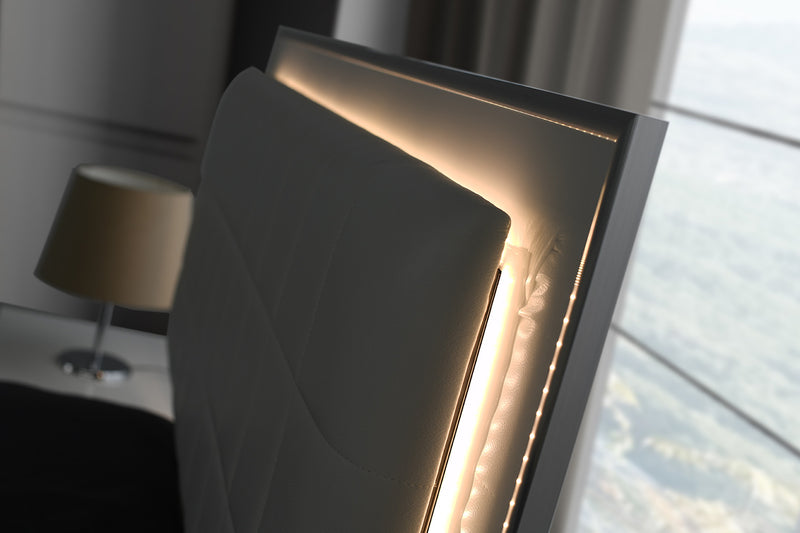 Giulia  Bed