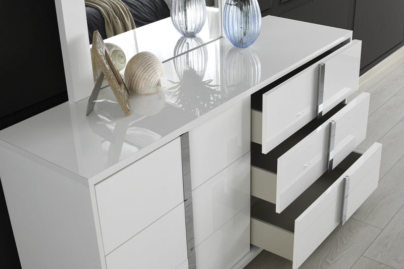 Giulia  Bed