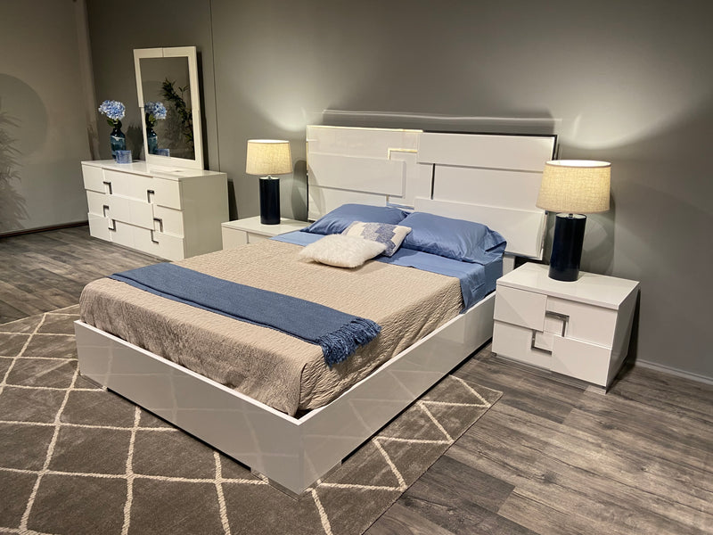 Infinity Premium Lucido Bed