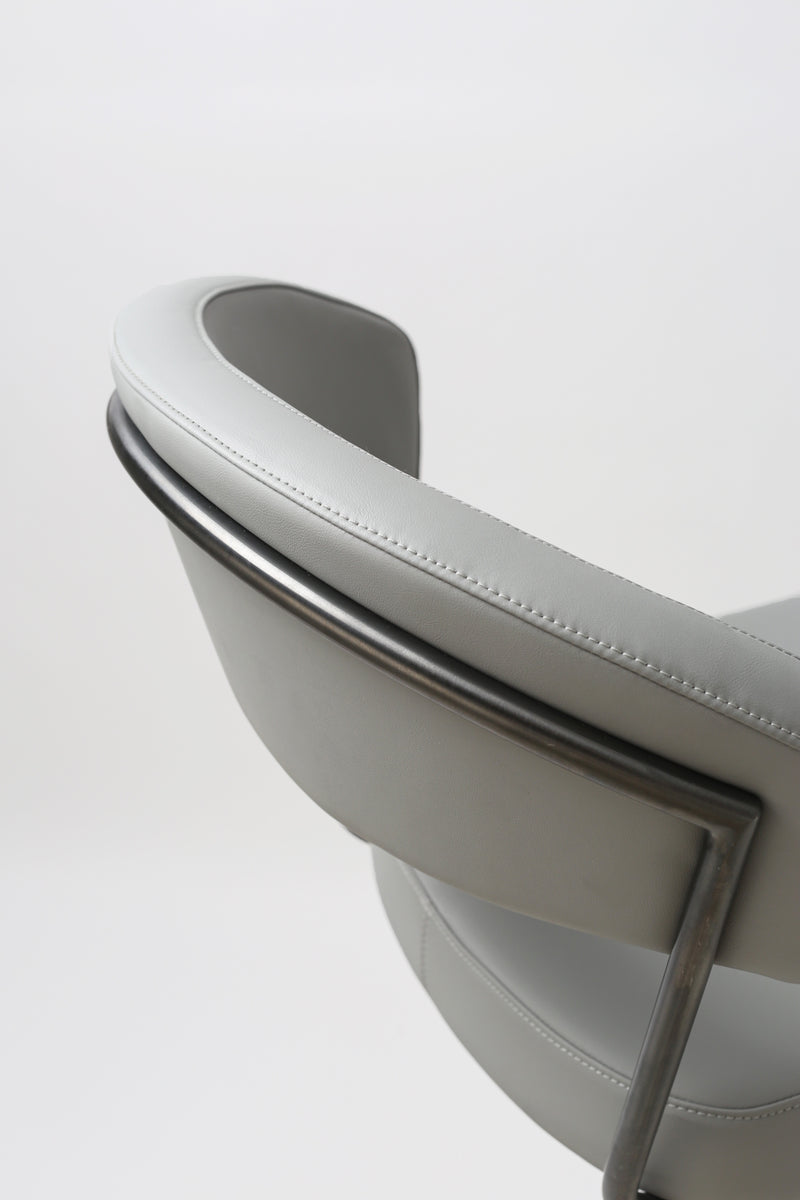 K C218A-930  Barstool