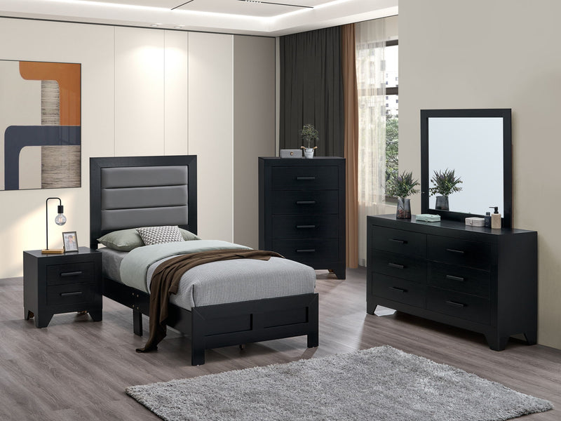 Glory Furniture - Plano - Upholstered Bed