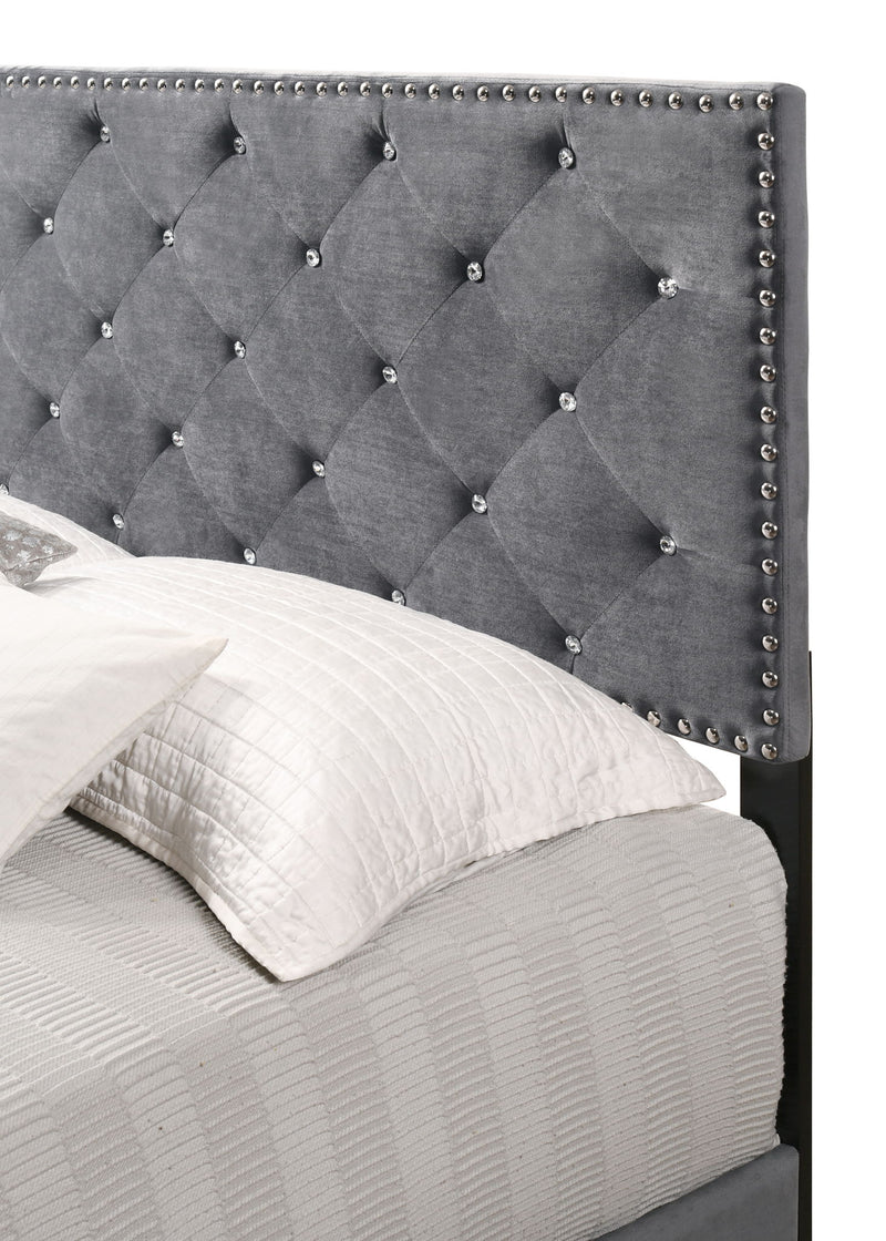 Glory Furniture - Suffolk - Bed