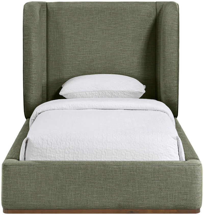 Aurin - Upholstered Bed