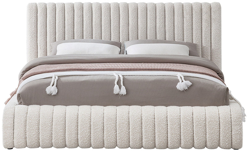 Nash - Bed