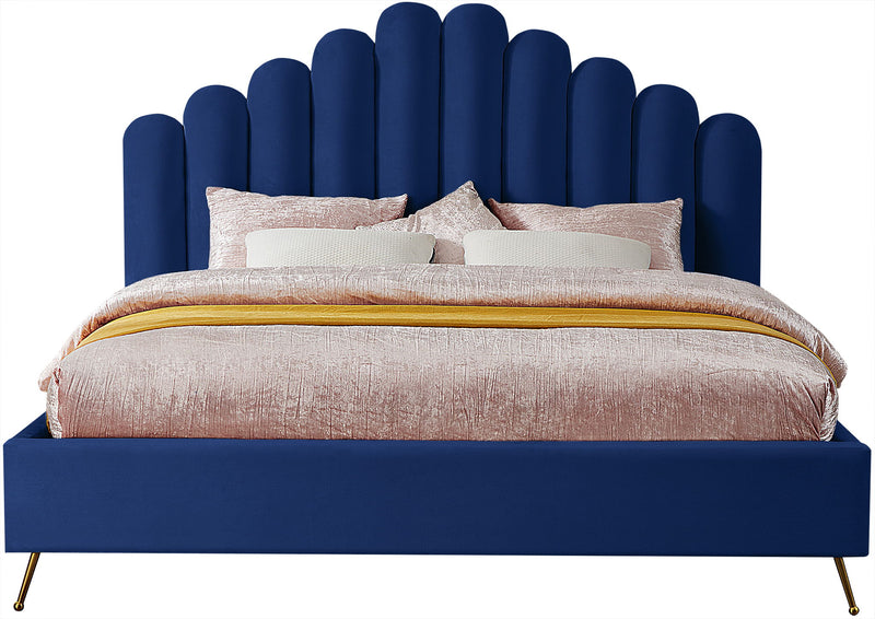 Lily - Bed