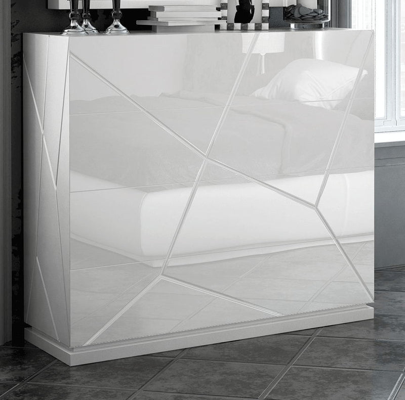 Kiu - Dresser