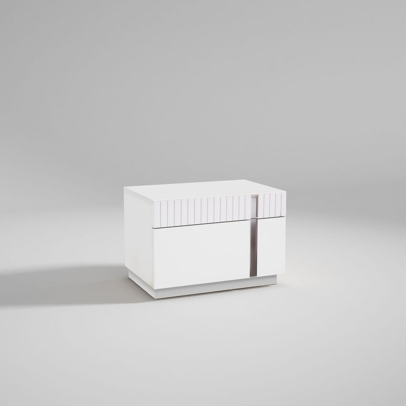 Helen - Nightstand
