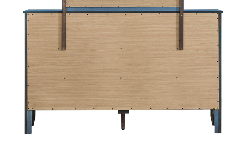 Daniel - Dresser
