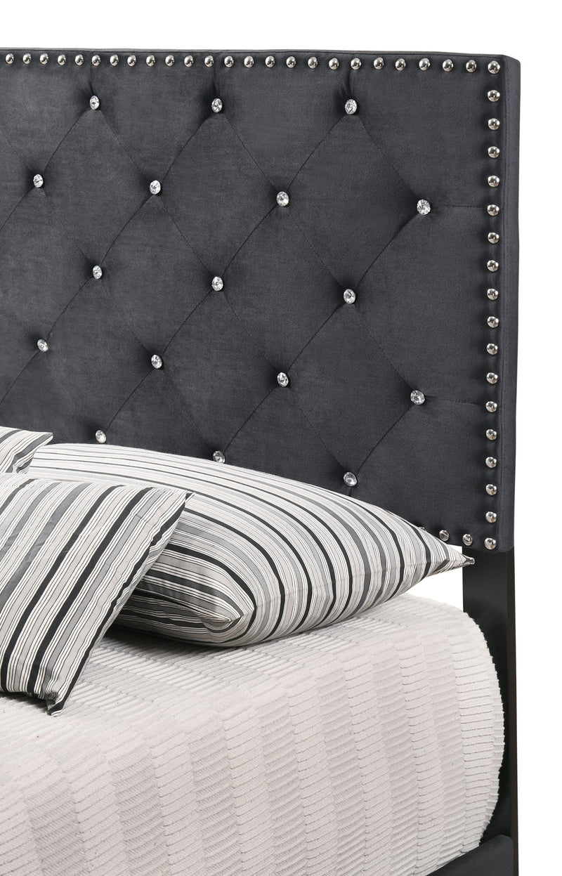 Glory Furniture - Suffolk - Bed