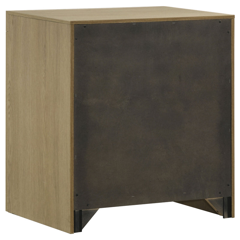 Hendricks 5-piece Queen Bedroom Set Light Oak
