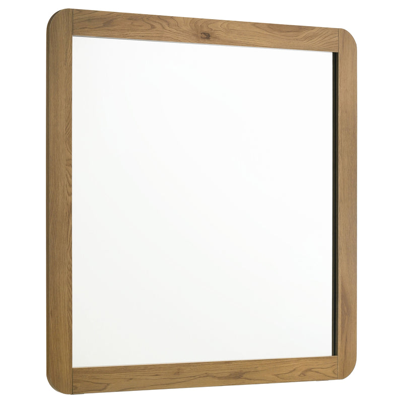 Bennett 4-piece Queen Bedroom Set Light Oak