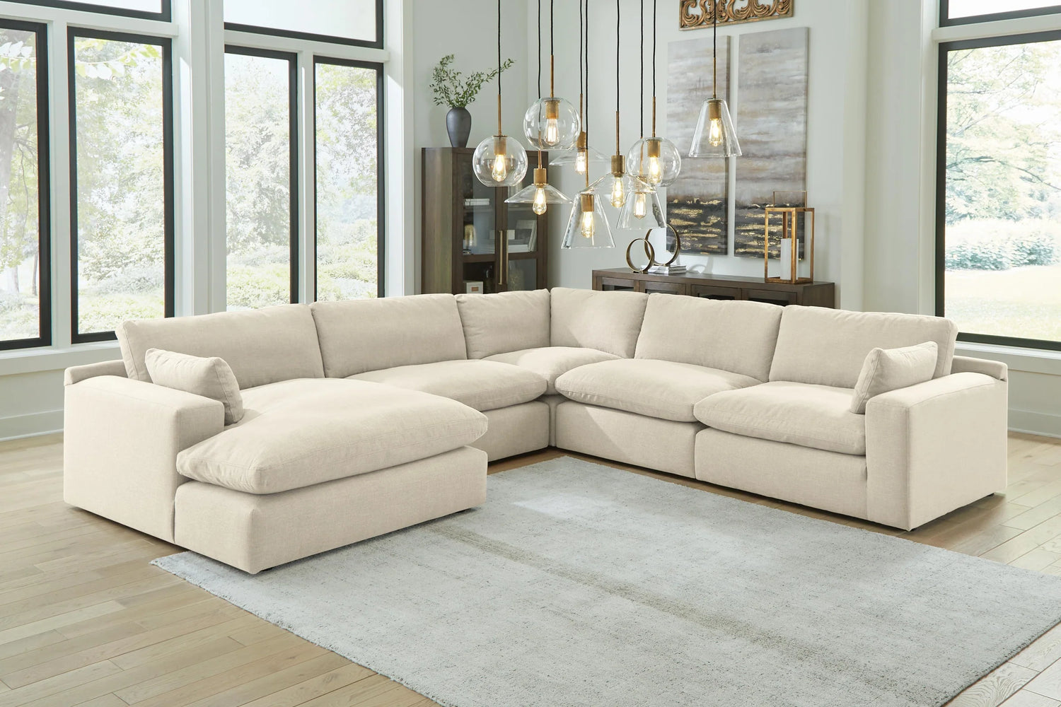 Find the Perfect Sectionals for Your Living Space