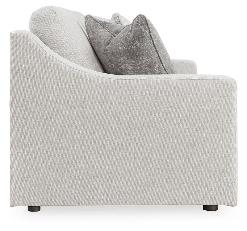 Maitelynn Sofa