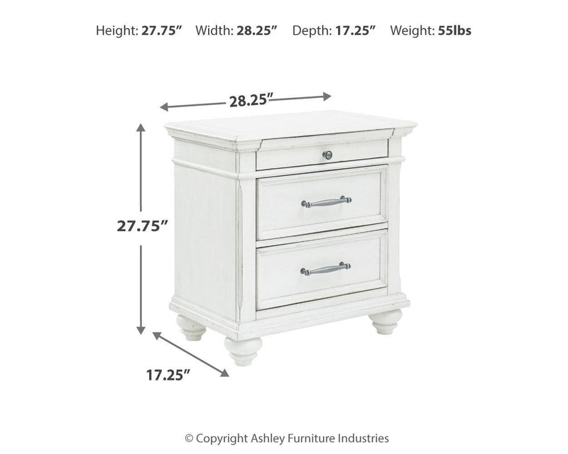 Kanwyn King Panel Bed with Mirrored Dresser, Chest and Nightstand