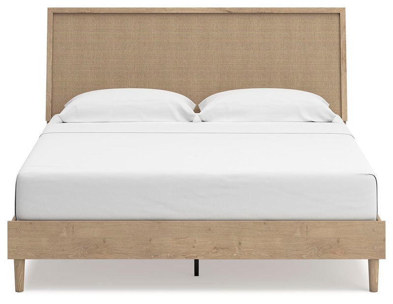 Cielden King Panel Bed with Mirrored Dresser
