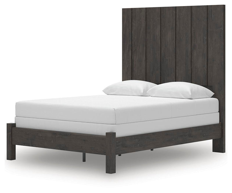 Fraluna Queen Panel Bed, Dresser, Mirror, Chest and Nightstand