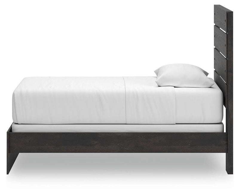 Hollivern Twin Panel Bed, Dresser and Mirror