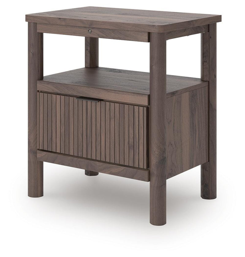 Pamytta Full Panel Platform Bed, Dresser, Mirror, Chest and Nightstand