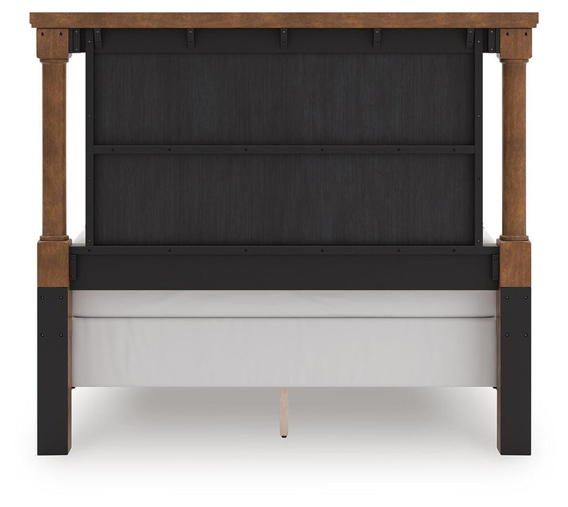 Rowlenstown Queen Poster Bed with Mirrored Dresser