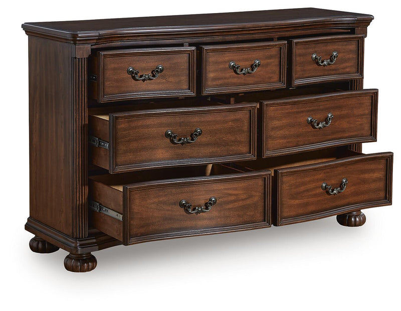 Lavinton Dresser
