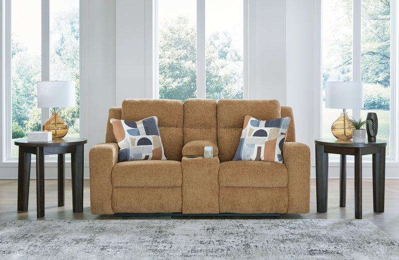 Kanlow DBL Rec Loveseat w/Console