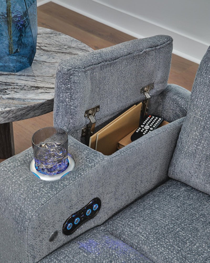Studio Cave PWR REC Sofa with ADJ Headrest