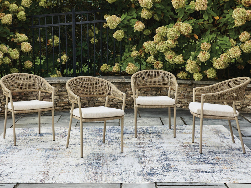 Orchard Beach Arm Chair With Cushion (4/CN)