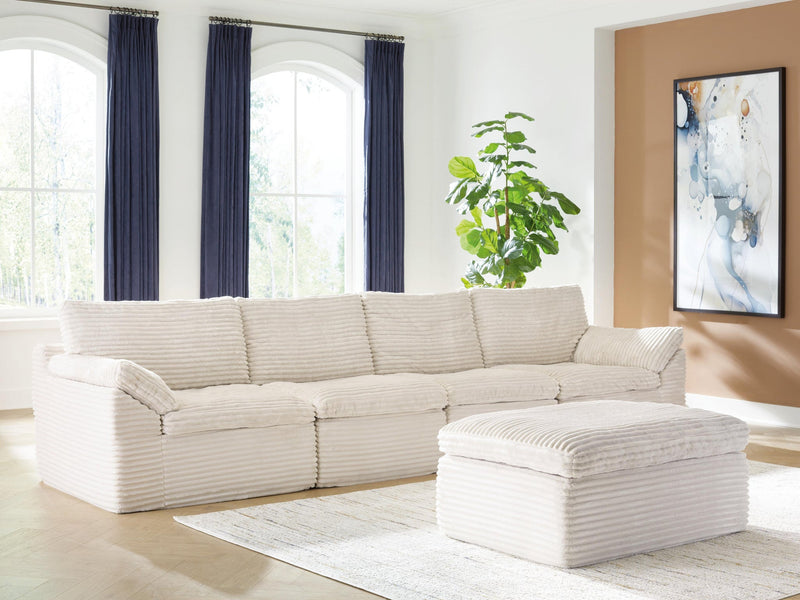 Fannin 4-Piece Sectional with Ottoman