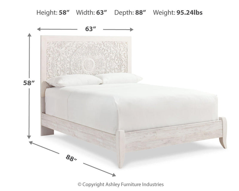 Paxberry Queen Panel Bed with Mirrored Dresser
