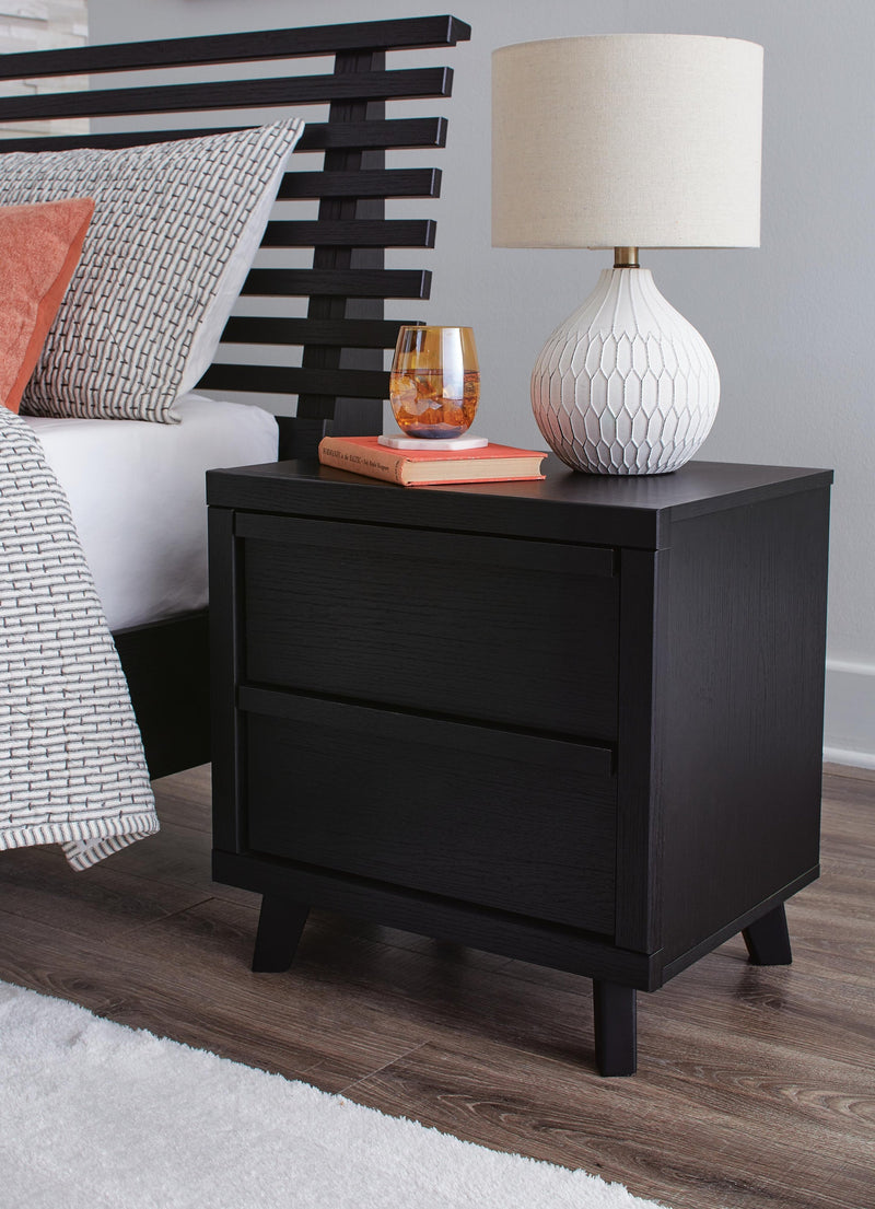 Danziar King Panel Bed, Dresser, Mirror and Nightstand