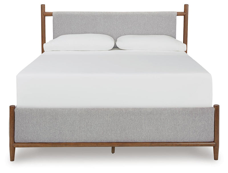 Lyncott King Upholstered Bed with Mirrored Dresser and Nightstand