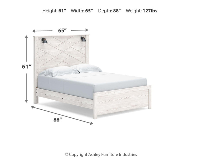 Gerridan Queen Panel Bed with Mirrored Dresser