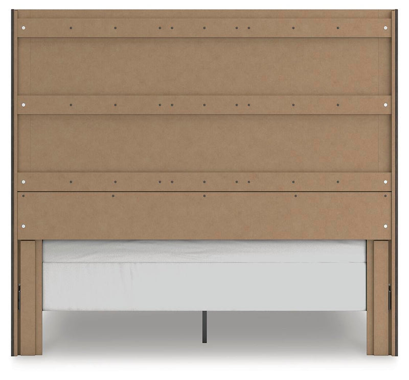 Parlayon King Panel Bed, Dresser, Mirror and Nightstand