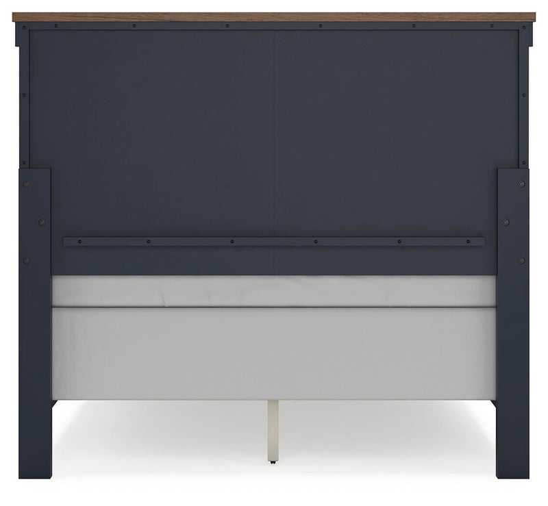 Landocken Full Panel Bed, Dresser, Mirror and Nightstand