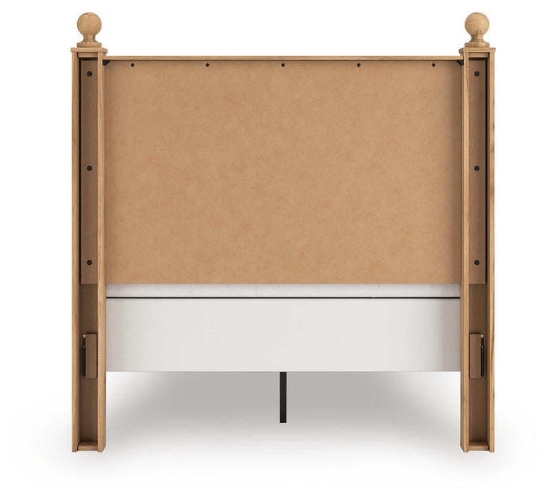 Galletyn Full Panel Bed with Mirrored Dresser