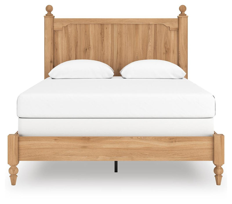 Galletyn Queen Panel Bed with Mirrored Dresser