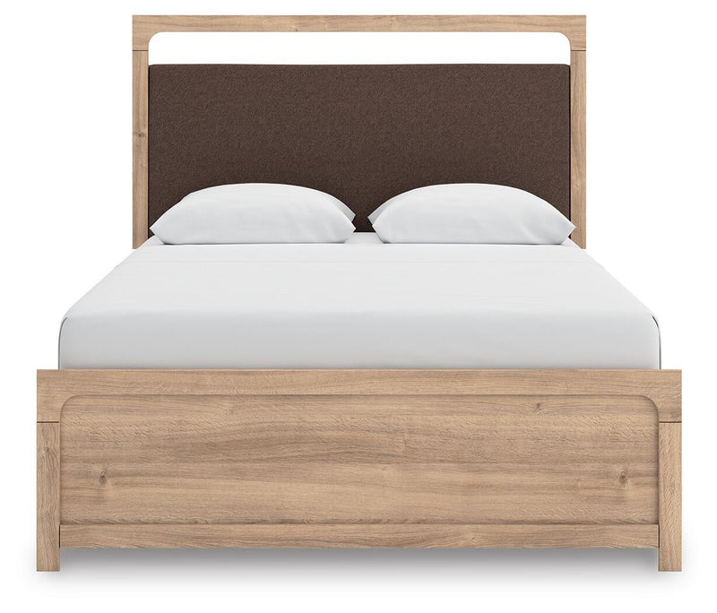 Hollymount Queen Upholstered Platform Bed, Dresser, Mirror and Nightstand