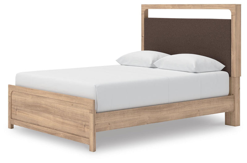 Hollymount Queen Upholstered Platform Bed, Dresser, Mirror and Nightstand